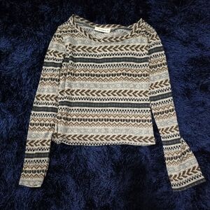 Long sleeve Aztec like shirt